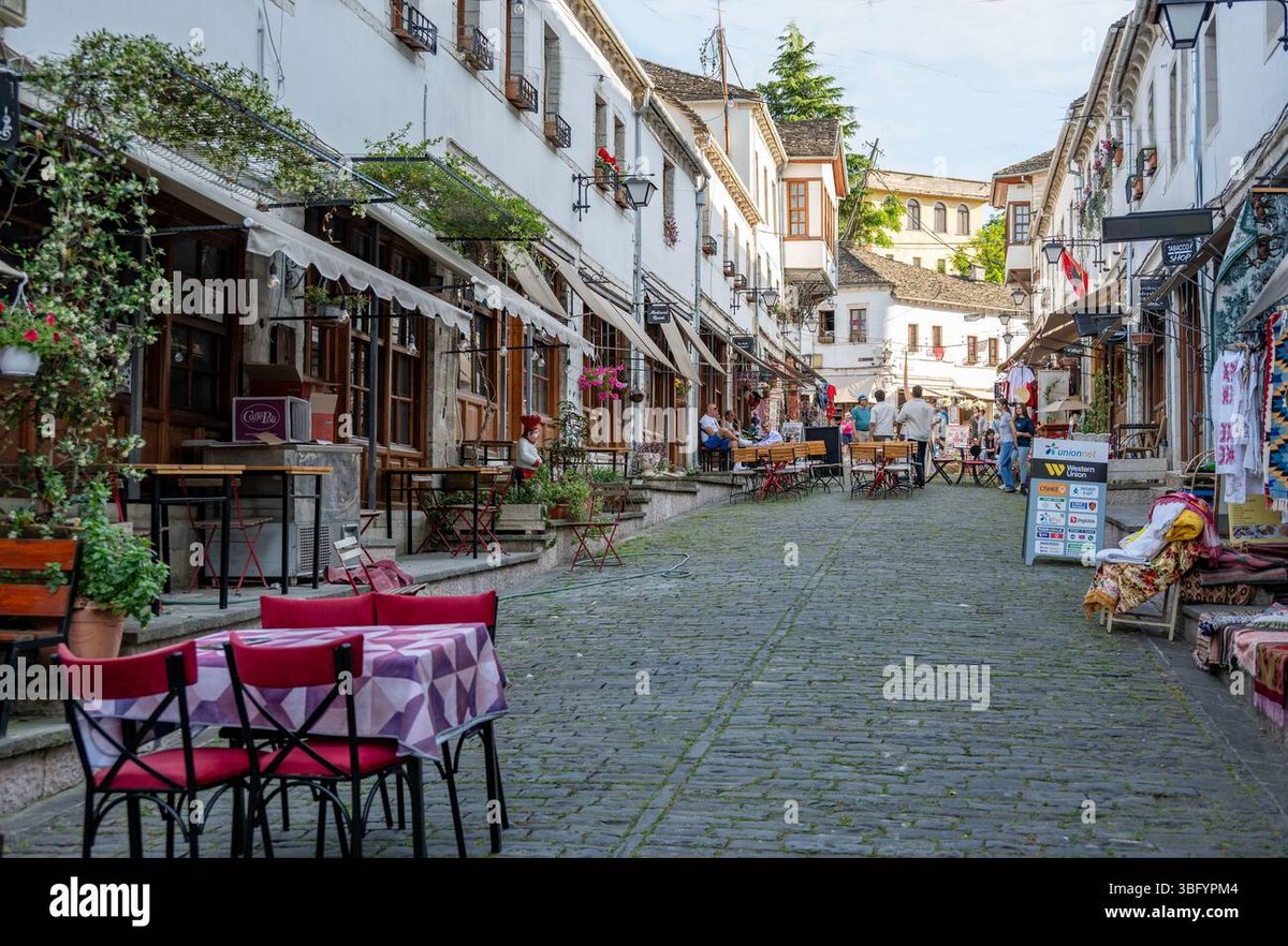 How Old Is Roronoa Zoro In Fire Force? Hes From One Piece